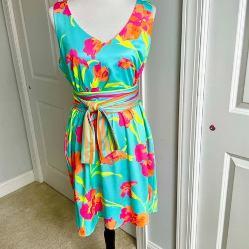 Gretchen Scott Blue Floral Dress with Pockets and Belt Size Large